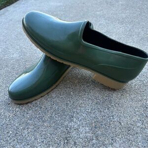 SLOGGERS green women’s 10 garden waterproof rain slip on clog shoes USA made